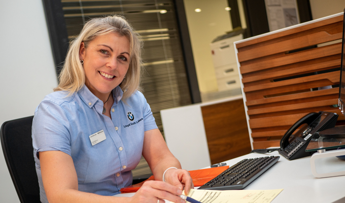 BMW Teleservices | Connected Drive Services at Lloyd BMW